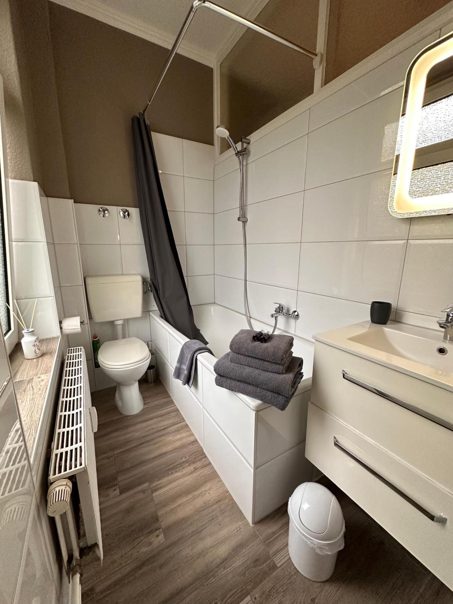Апартаменти Moderner Altbaucharme In Zentraler Lage Кіль Екстер'єр фото